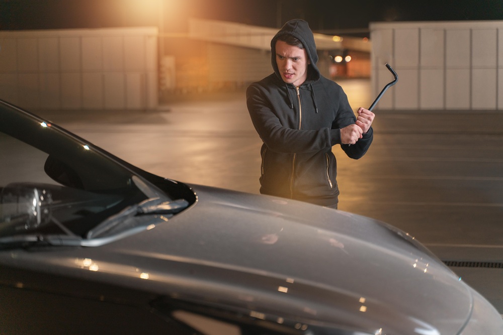 Охрана автостоянок и парковок (Изображение от freepik с сайта freepik.com.jpg)